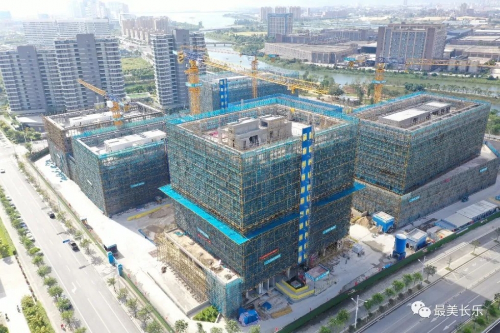 东南大数据产业园研发楼三期项目B地块全面封顶