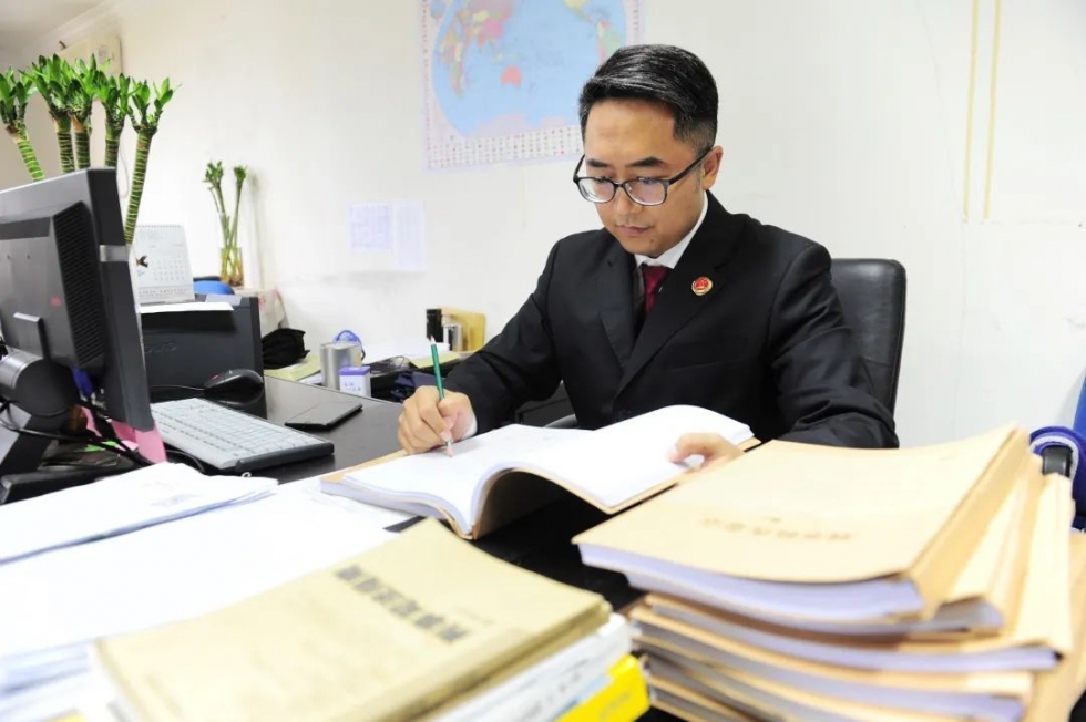 福州市检察院陈玮检察官获最高检通报表扬