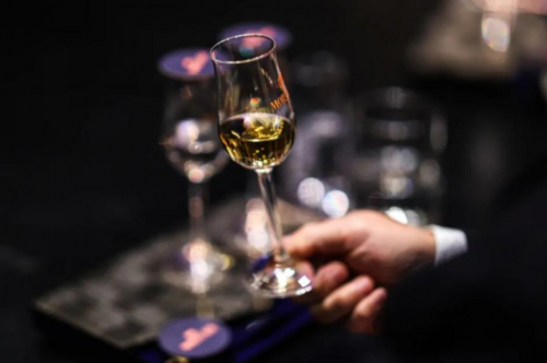 传奇鬼才设计师“王炸之作”,慕赫大师概念系列演绎“野兽之心”第19张-财经讯 传奇鬼才设计师“王炸之作”,慕赫大师概念系列演绎“野兽之心”第19张