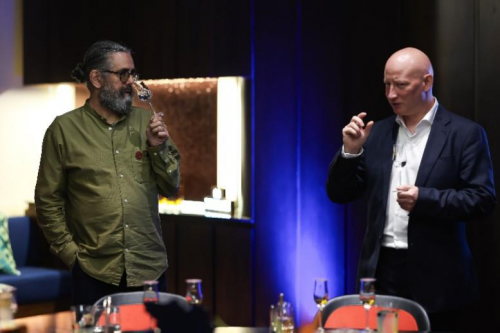 传奇鬼才设计师“王炸之作”,慕赫大师概念系列演绎“野兽之心”第1张-财经讯 传奇鬼才设计师“王炸之作”,慕赫大师概念系列演绎“野兽之心”第1张