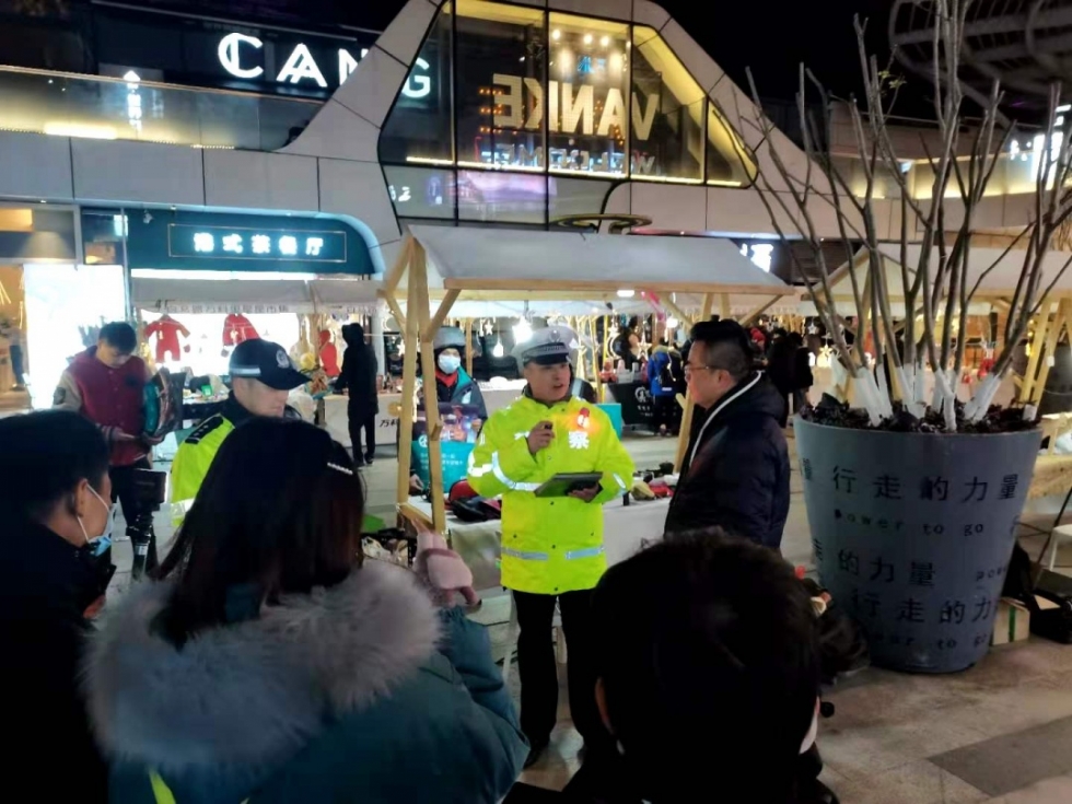 福建严查酒醉驾交通违法行为